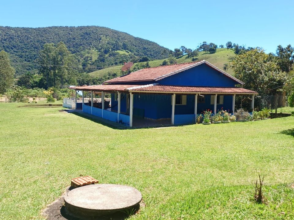 Linda Chácara em Lagoinha – Um Refúgio de Paz e Natureza