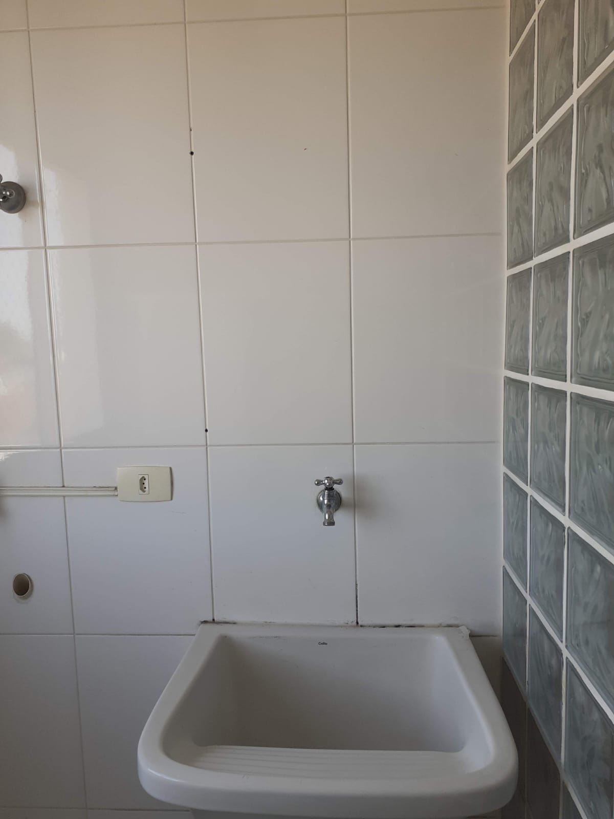 Apartamento à Venda no Condomínio Ana Capri - Vila Bourghese