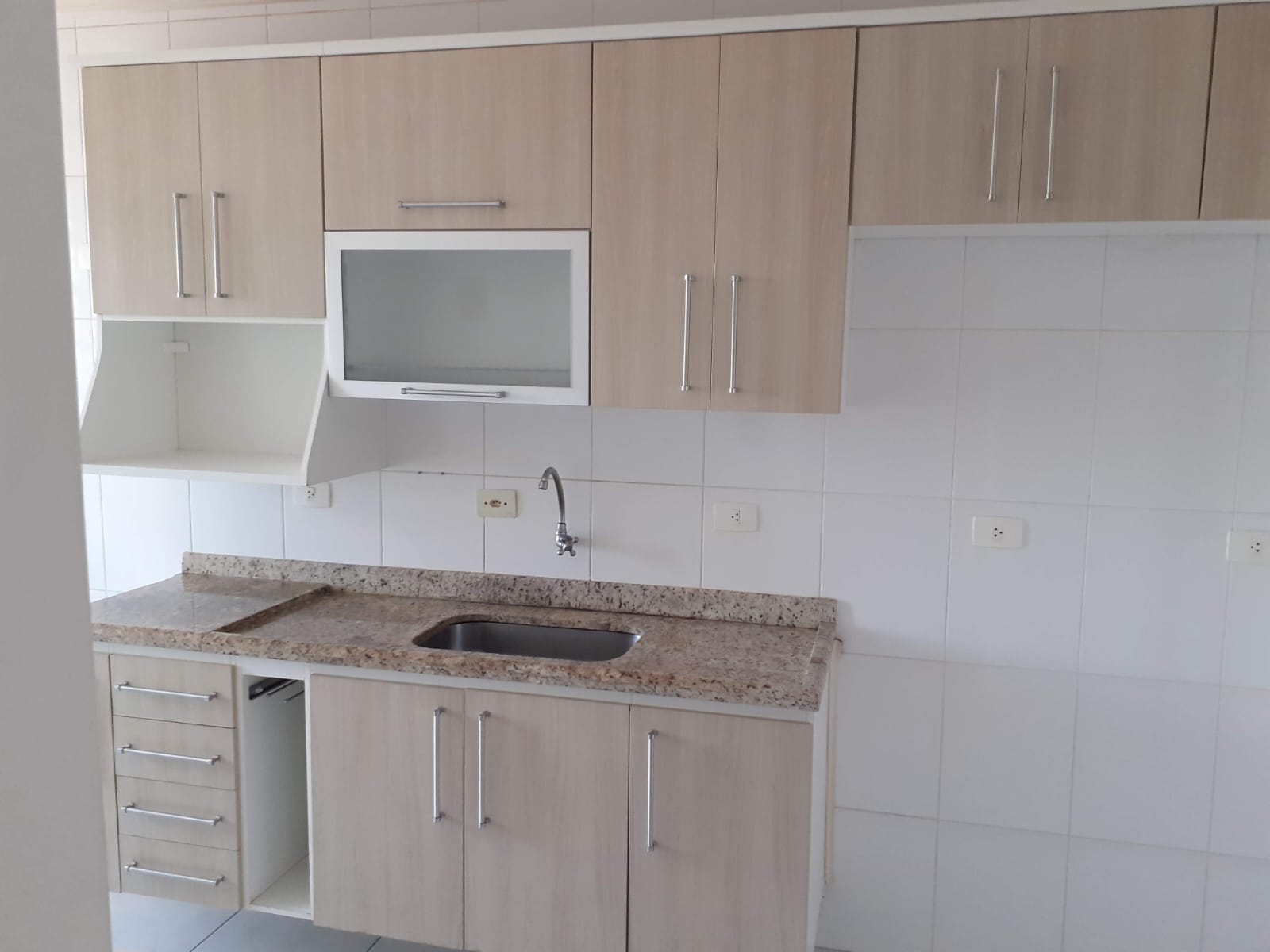 Apartamento à Venda no Condomínio Ana Capri - Vila Bourghese