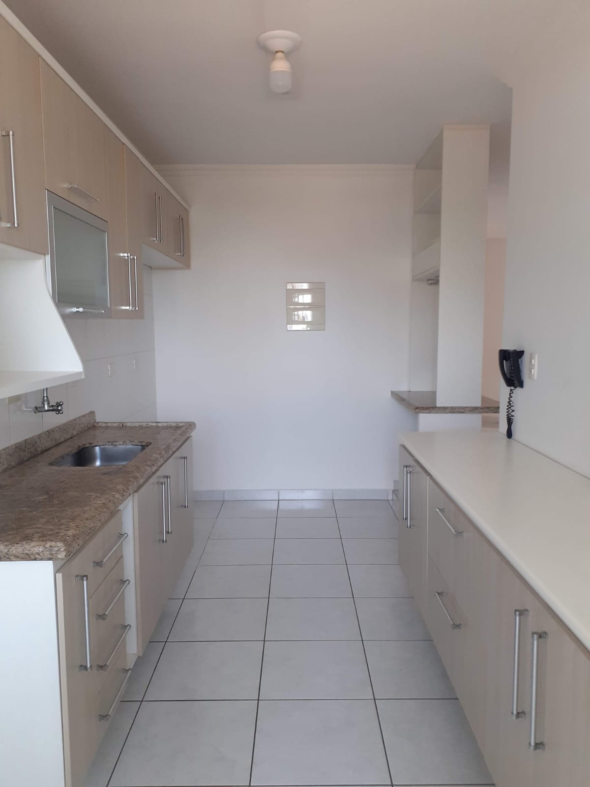 Apartamento à Venda no Condomínio Ana Capri - Vila Bourghese