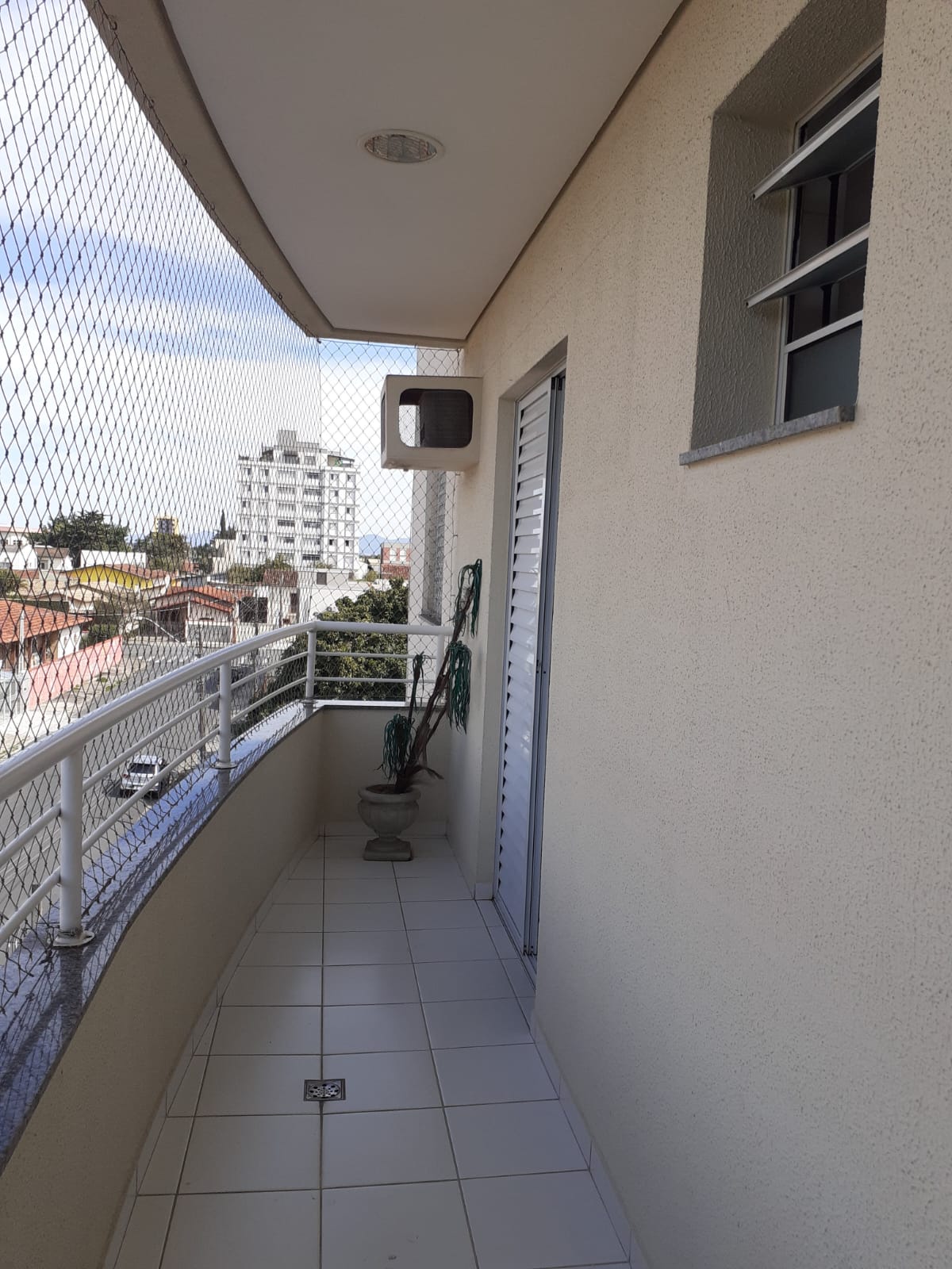 Apartamento à Venda no Condomínio Ana Capri - Vila Bourghese