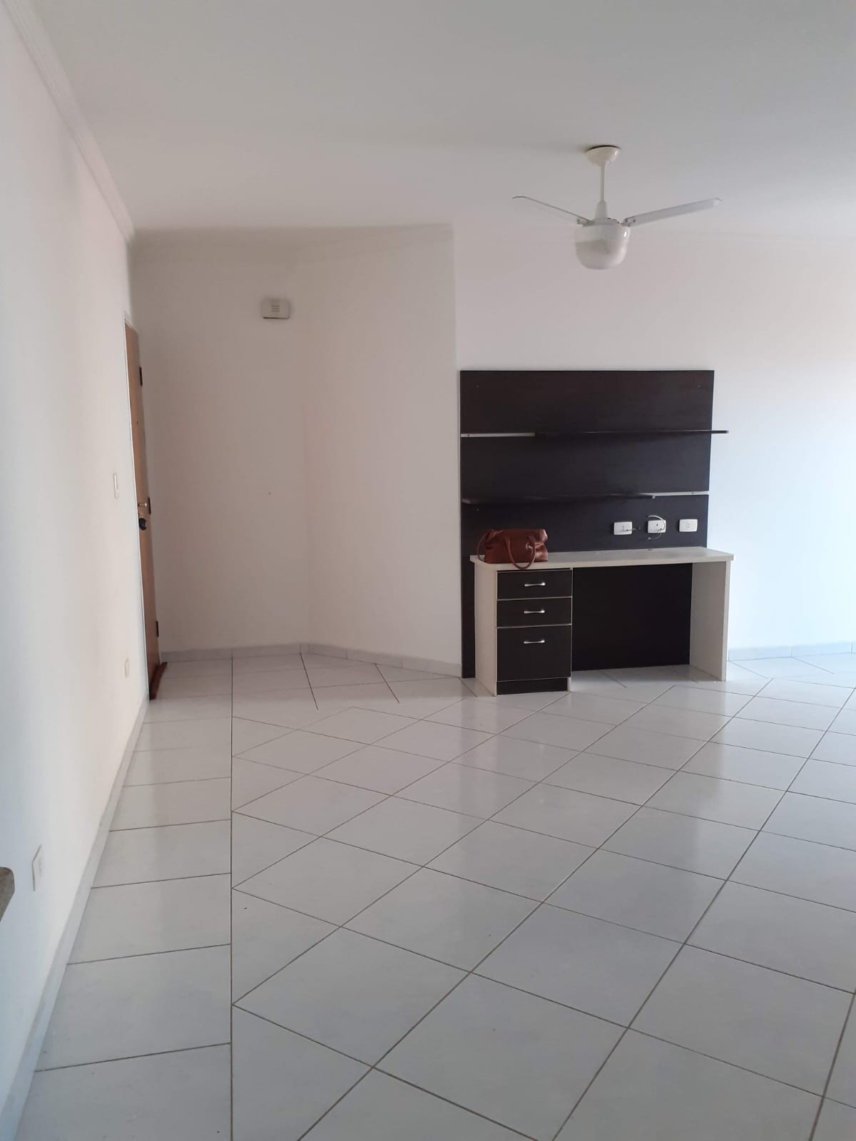 Apartamento à Venda no Condomínio Ana Capri - Vila Bourghese