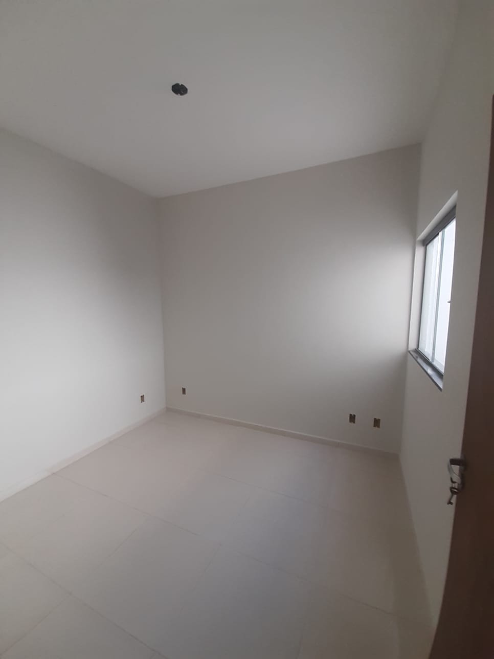 Casa à Venda no Ipê 1 - Pindamonhangaba/SP