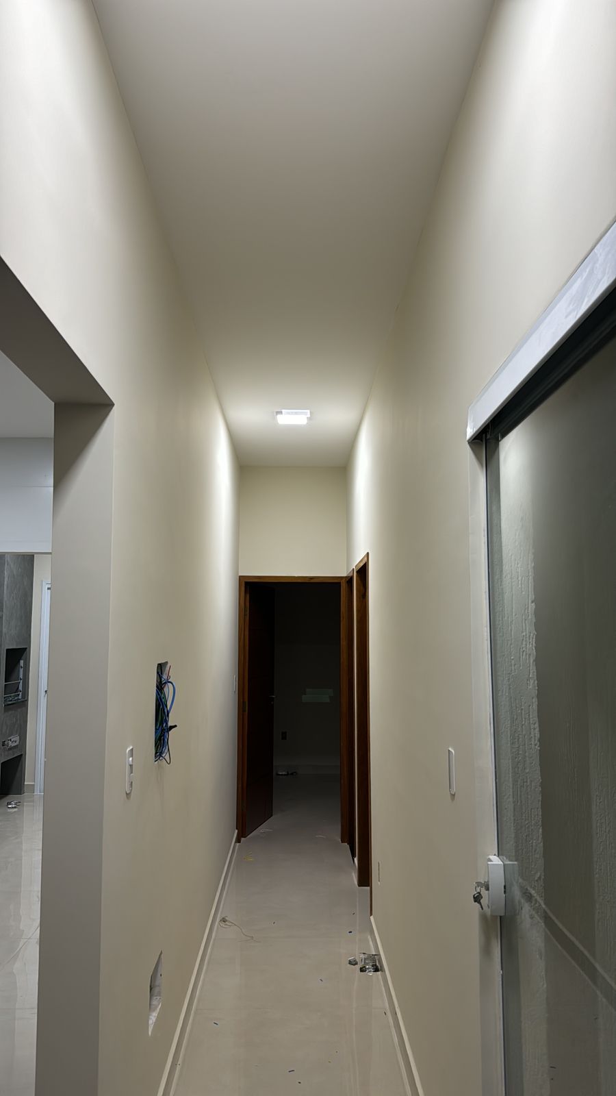 Casa Nova à Venda no Condomínio Laguna - Pindamonhangaba/SP