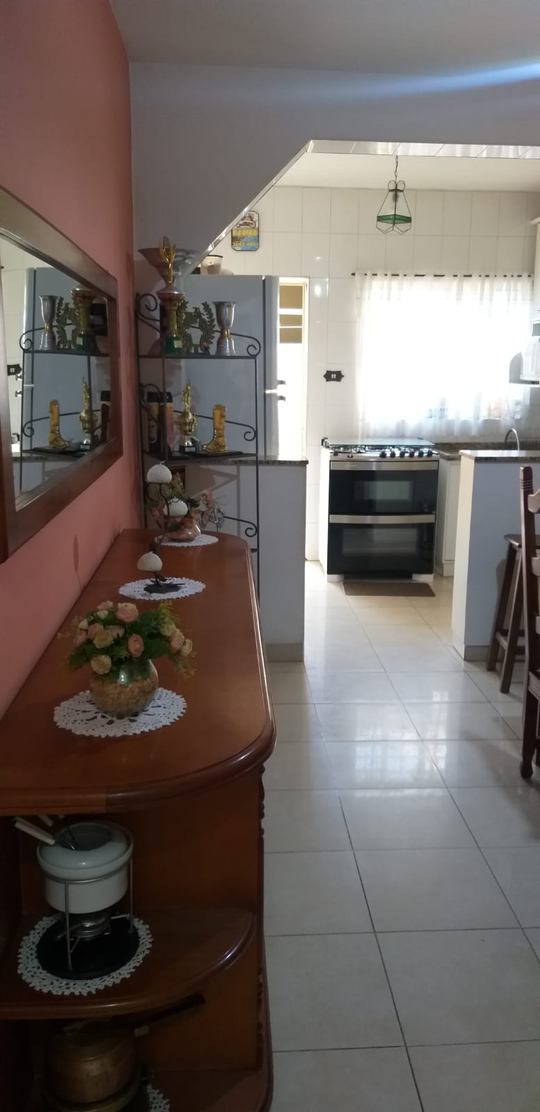 Sobrado no Jardim Bela Vista em Taubaté – Elegância e Conforto para sua Família!