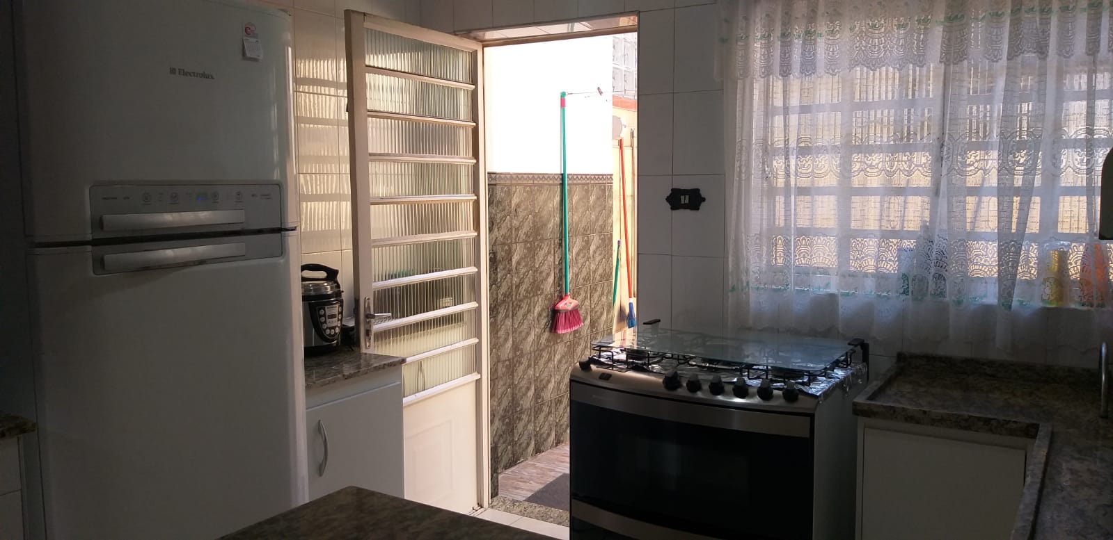Sobrado no Jardim Bela Vista em Taubaté – Elegância e Conforto para sua Família!