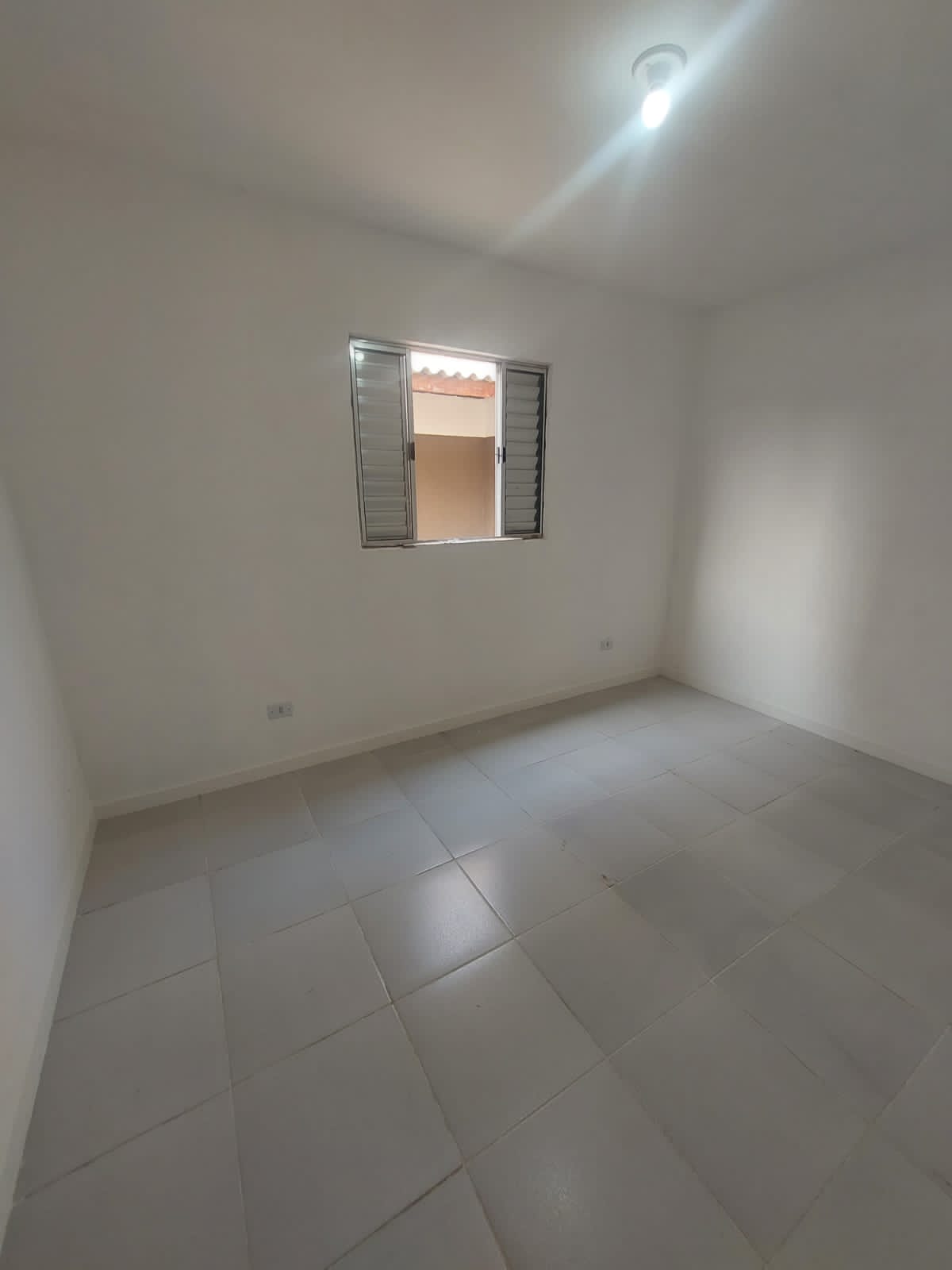 Casa à Venda no Bairro Vista Alegre - Pindamonhangaba/SP