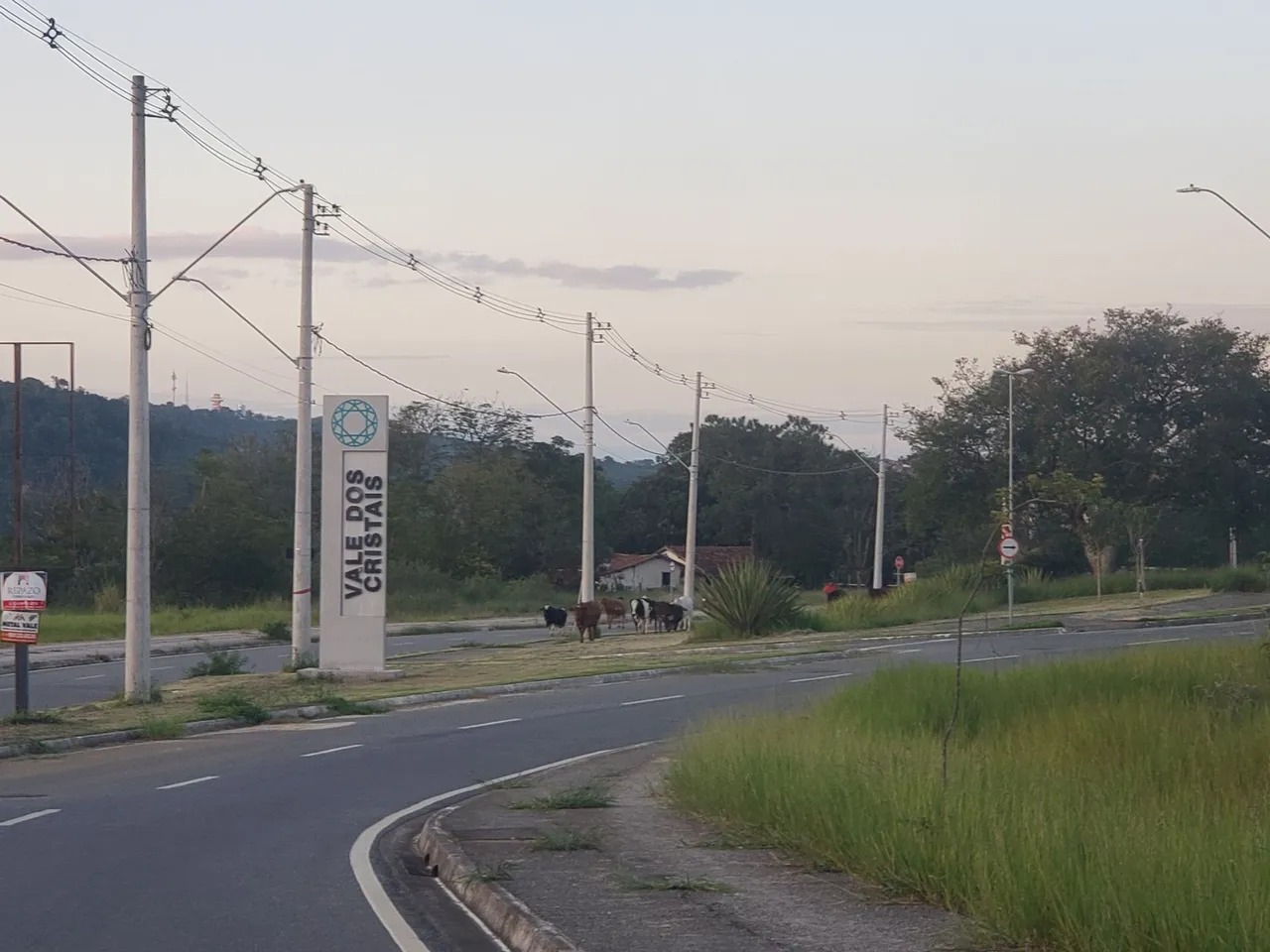 Terreno Comercial no Condomínio Vale dos Cristais, Taubaté