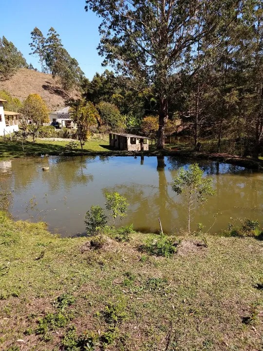 Sítio Encantador em São Luiz do Paraitinga – Refúgio com Natureza e Conforto