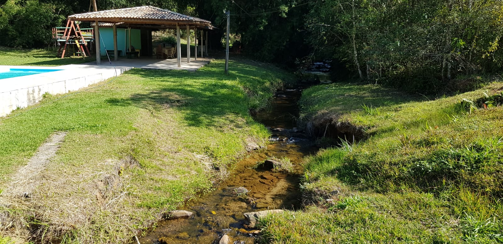 Charmoso Sítio em Pindamonhangaba – Tranquilidade e Natureza no Bairro do Pinga